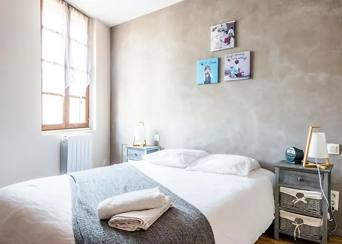 Апартаменти Pour 2, Place Saint-sauveur