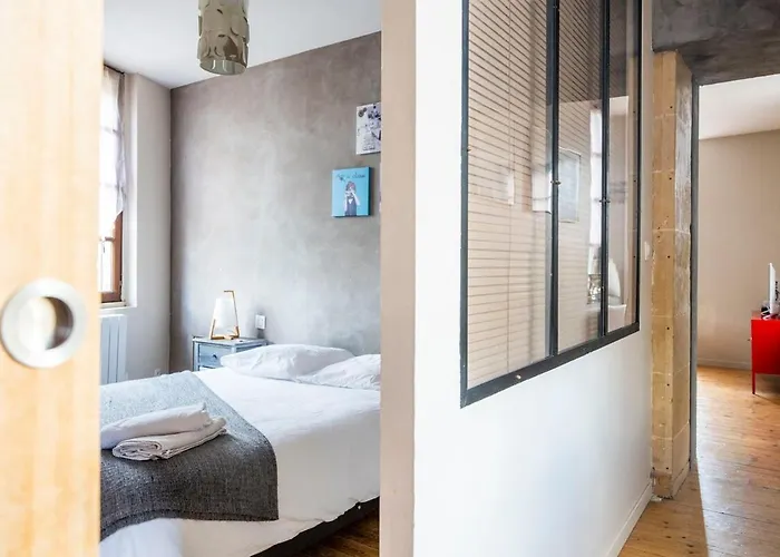 Pour 2, Place Saint-sauveur Апартаменти *